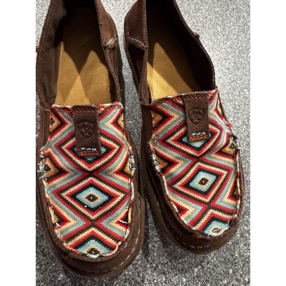Ariat Women's Cruiser Moccasins native - Size 9.5 EUC SB14